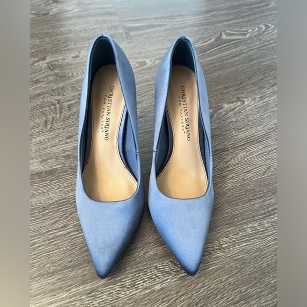 Christian Siriano baby blue pointed toe heels size 7